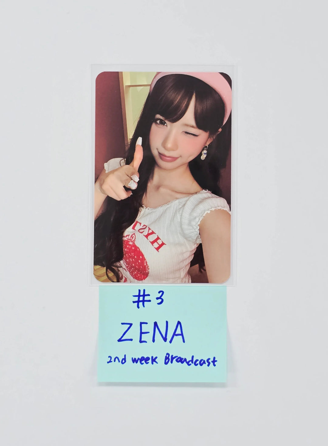 RESCENE "Pretty Girl" - 2nd week Broadcast Photocard [26.07.20]