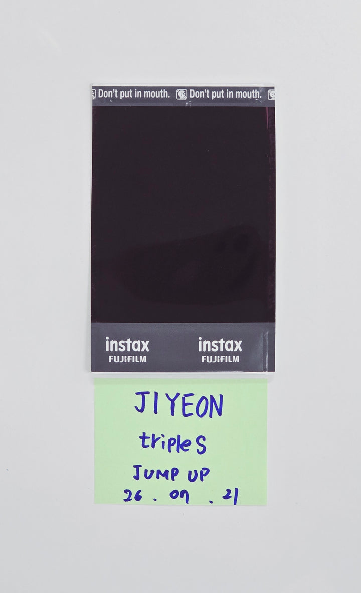JIYEON (of tripleS) - Hand Autographed(Signed) Polaroid [26.07.21]