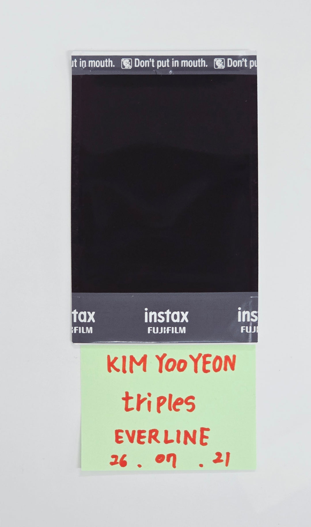 KIM YOOYEON (of tripleS) - Hand Autographed(Signed) Polaroid [26.07.21]