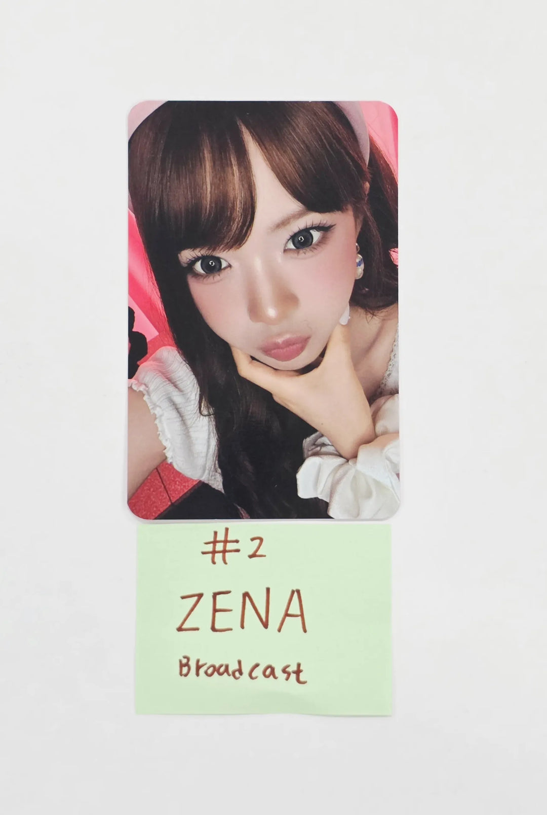 ZENA (of RESCENE) "Pretty Girl" - Broadcast Photocard [26.07.24]