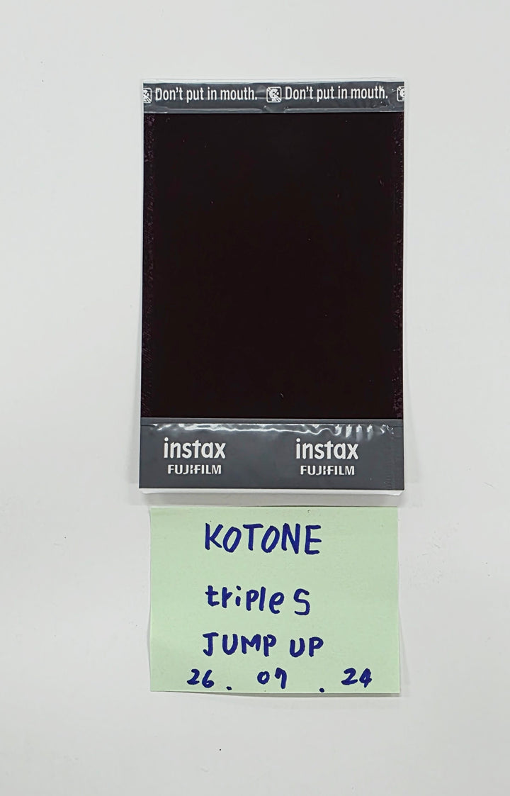 KOTONE (of tripleS) - Hand Autographed(Signed) Polaroid [26.07.24]
