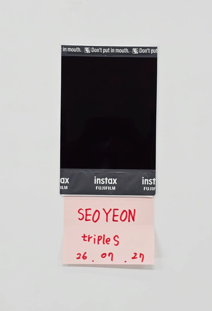 SEOYEON (of TripleS) - Hand Autographed(Signed) Polaroid [26.07.27]