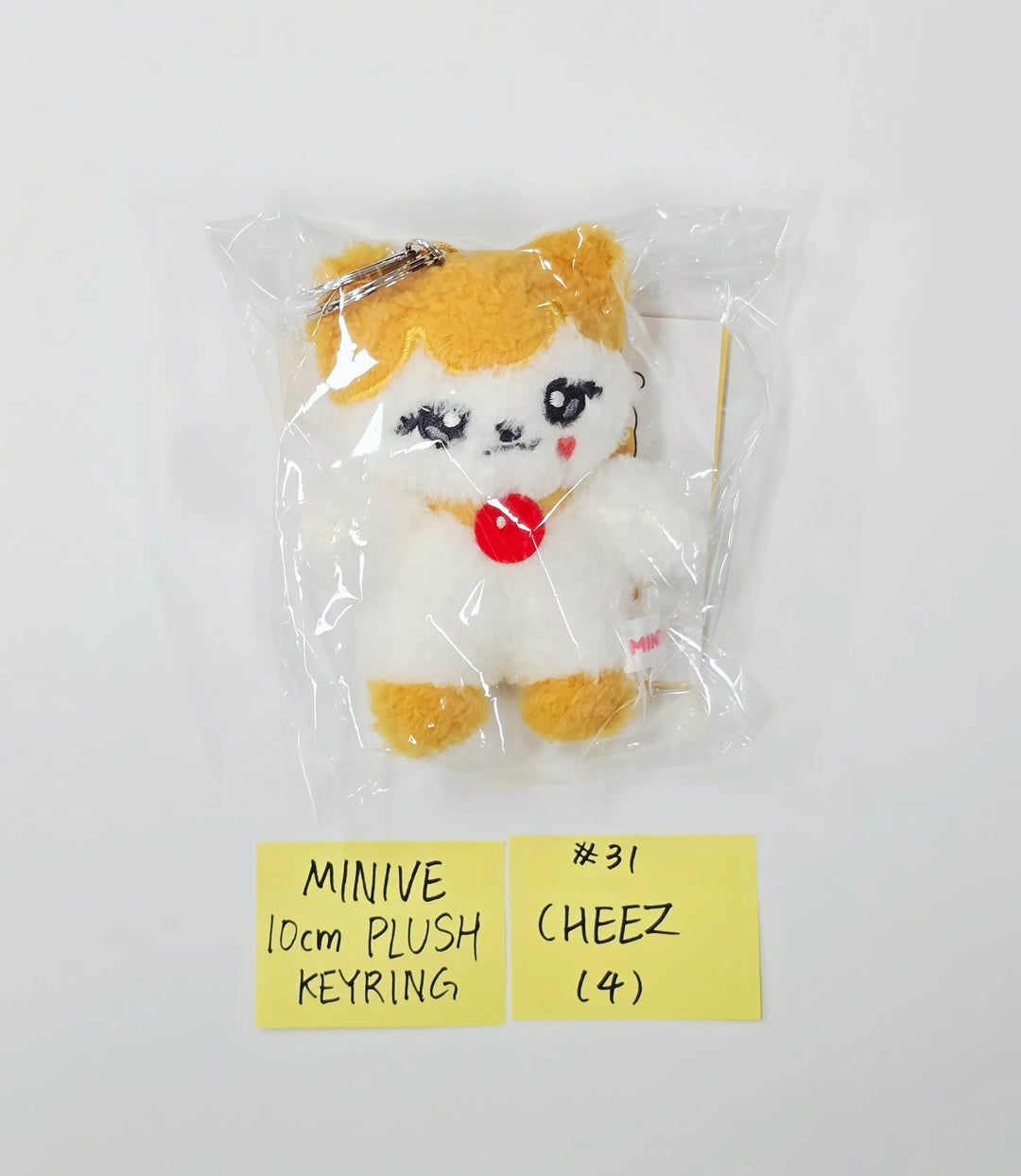 IVE - "Dive into Minive" POP-UP Store Official MD (2) [26.07.30]