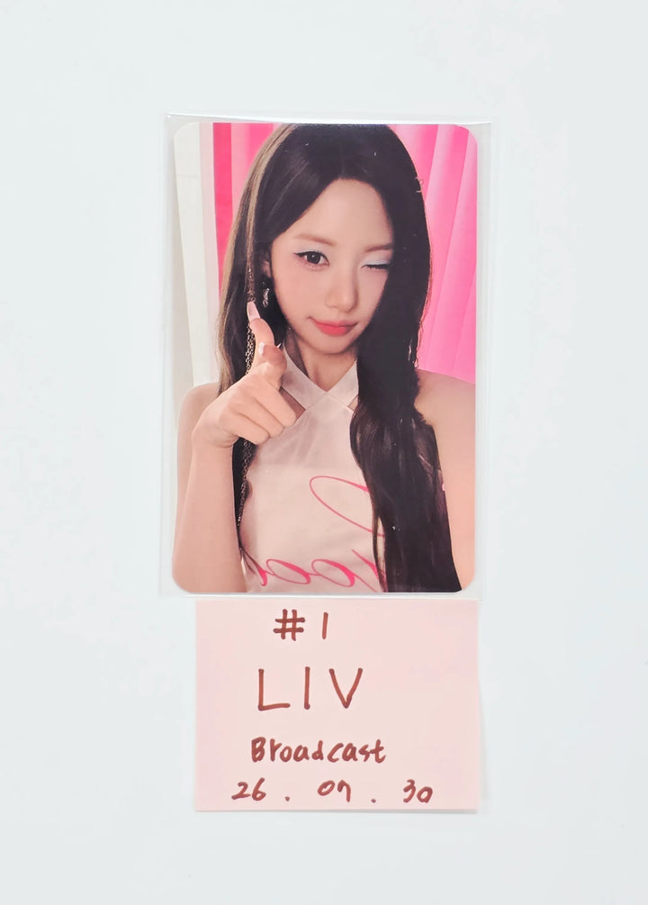 RESCENE "Pretty Girl" - Broadcast Photocard [26.07.30]