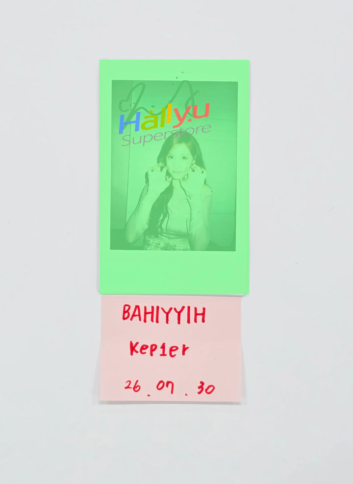 BAHIYYIH (of Kep1er) - Hand Autographed(Signed) Polaroid [26.07.30]