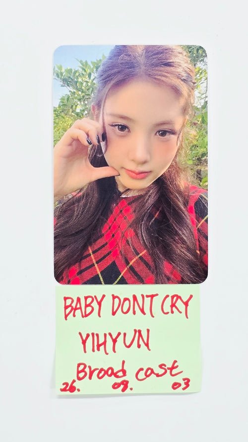 YIHYUN (of Baby DONT Cry) - Broadcast Photocard [26.08.03]