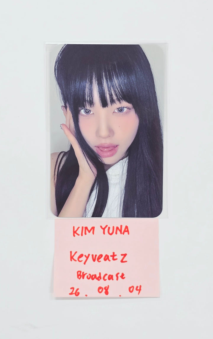 KIM YUNA (of Keyveatz) - Broadcast Photocard [26.08.04]