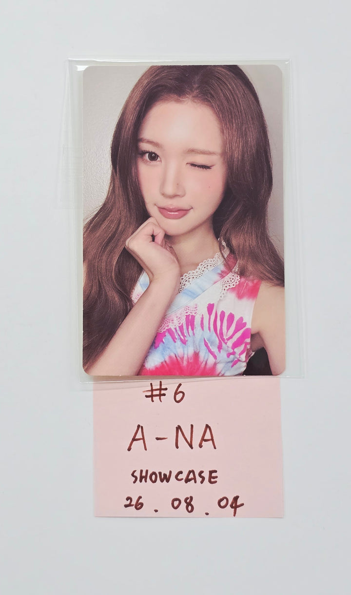 Hearts2Hearts "Lemon Tang" - Berriz Showcase Photocard [26.08.04]