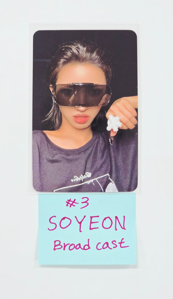 I-DLE "We made" - Broadcast MINI FANMEETING Photocard [26.08.05]