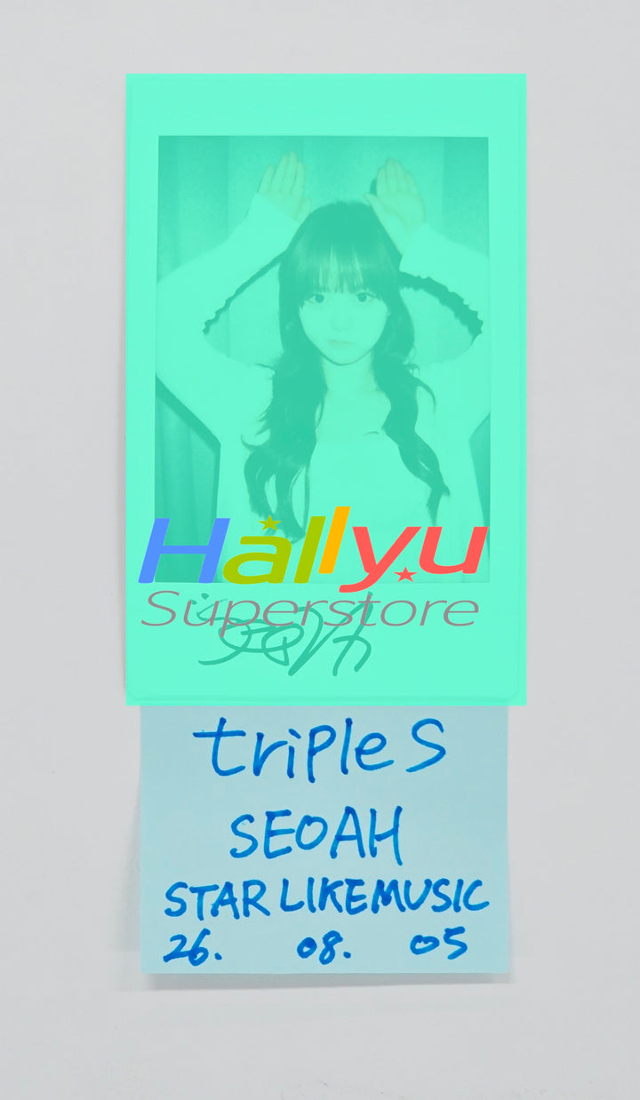 SEOAH (of Triples) - Hand Autographed(Signed) Polaroid [26.08.05]