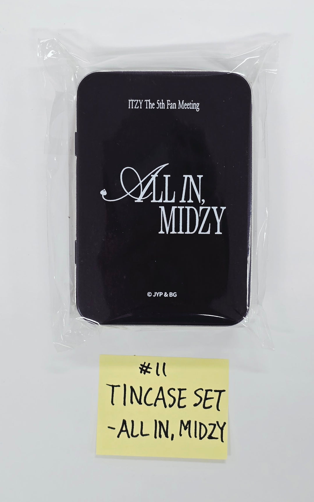 ITZY - ITZY 5th FanMeeting "All in, Midzy" POP-UP Store MD [26.08.07]