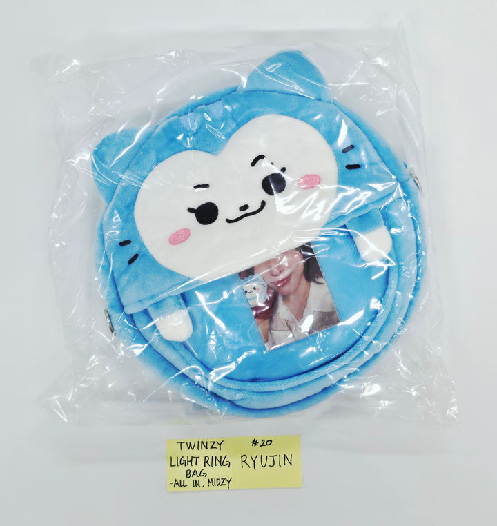 ITZY - ITZY 5th FanMeeting "All in, Midzy" POP-UP Store MD [26.08.07]