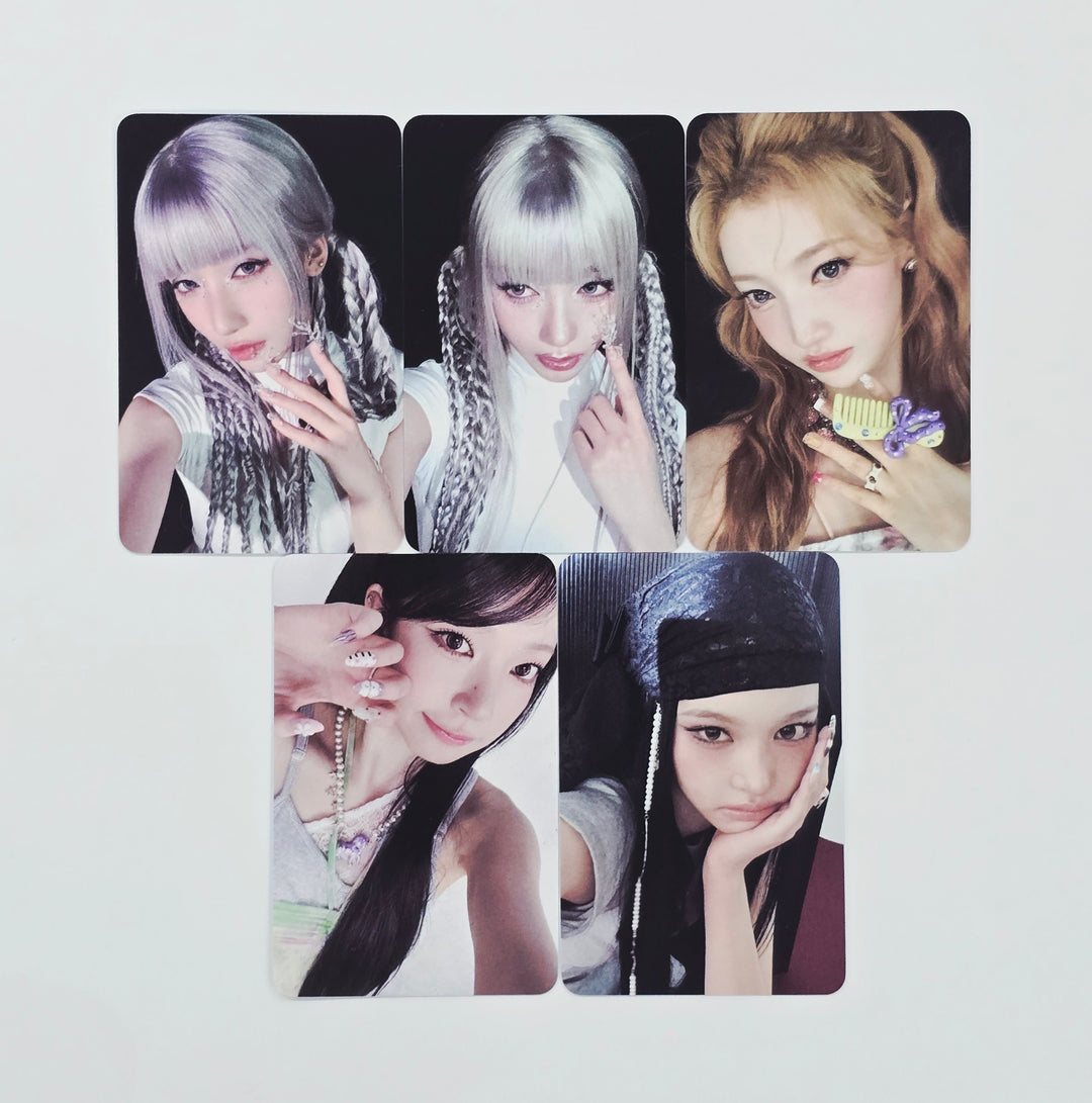 A2O MAY - Broadcast Fan Giveaway Photocard [26.08.11]