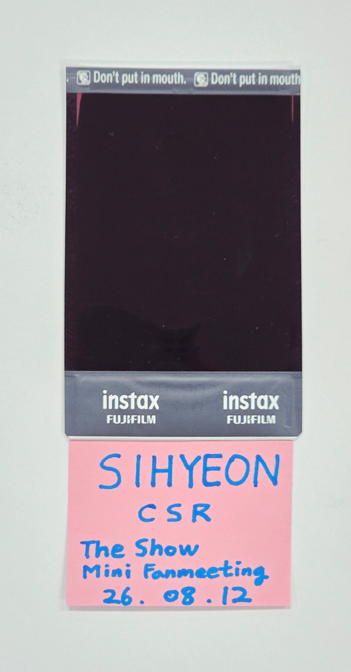 SIHYEON (of CSR) - Hand Autographed(Signed) Polaroid [26.08.12]
