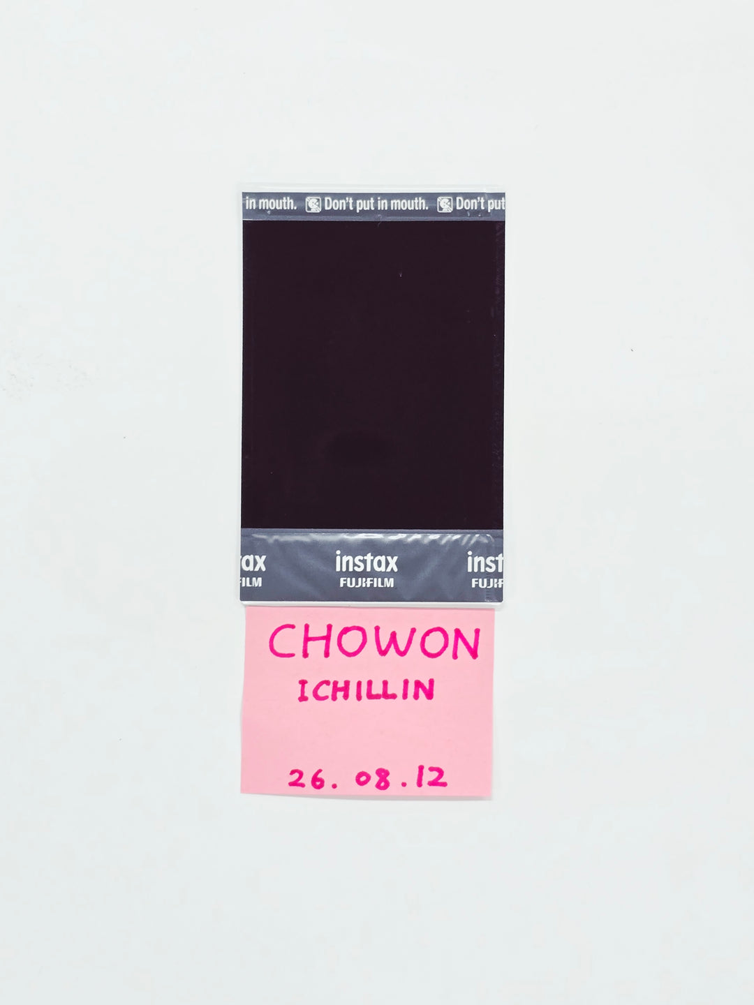 CHOWON (of ICHILLIN) - Hand Autographed(Signed) Polaroid [26.08.12]
