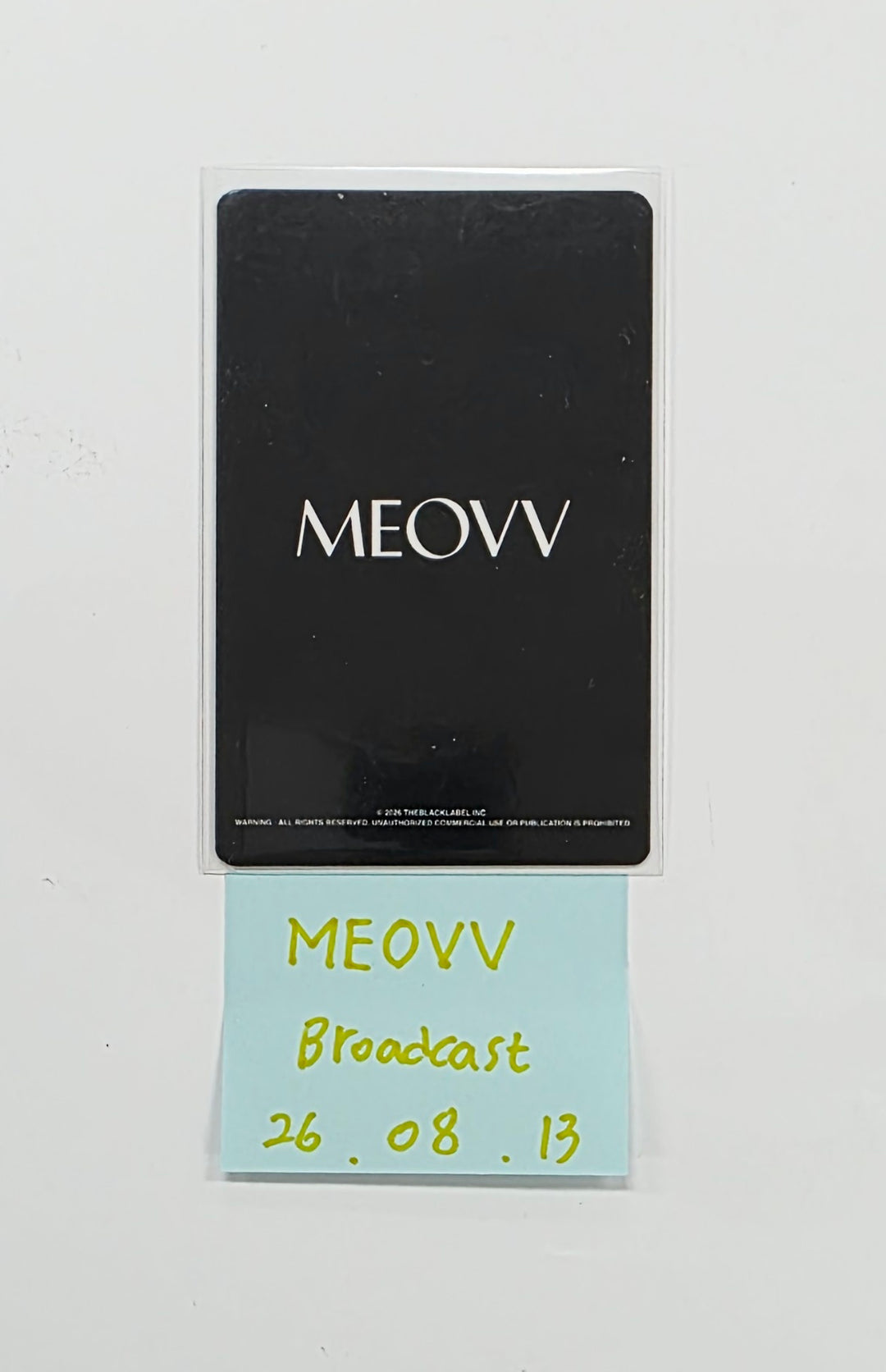 MEOVV - GAYODAEJEON Broadcast Unit Photocard [26.08.13]