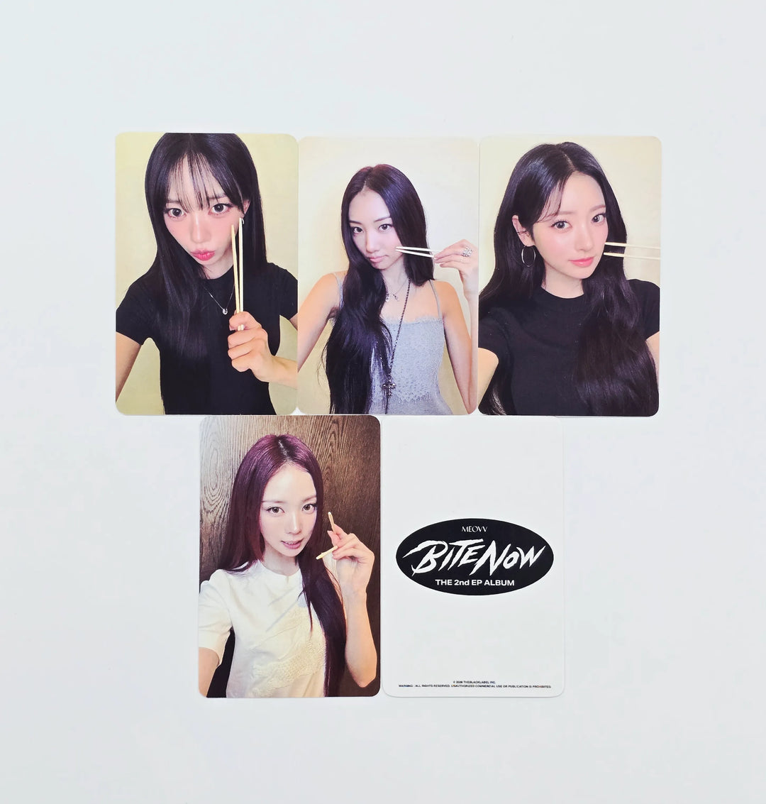 MEOVV - SHOW MUSIC CORE Broadcast Photocard [26.09.03]