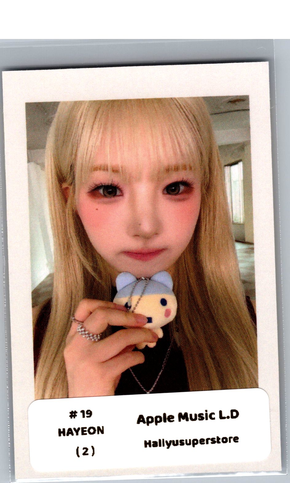 TripleS "LOVE&amp;POP pt.1" - Apple Music Lucky Draw Event Polaroid type Photocard [26.06.04]