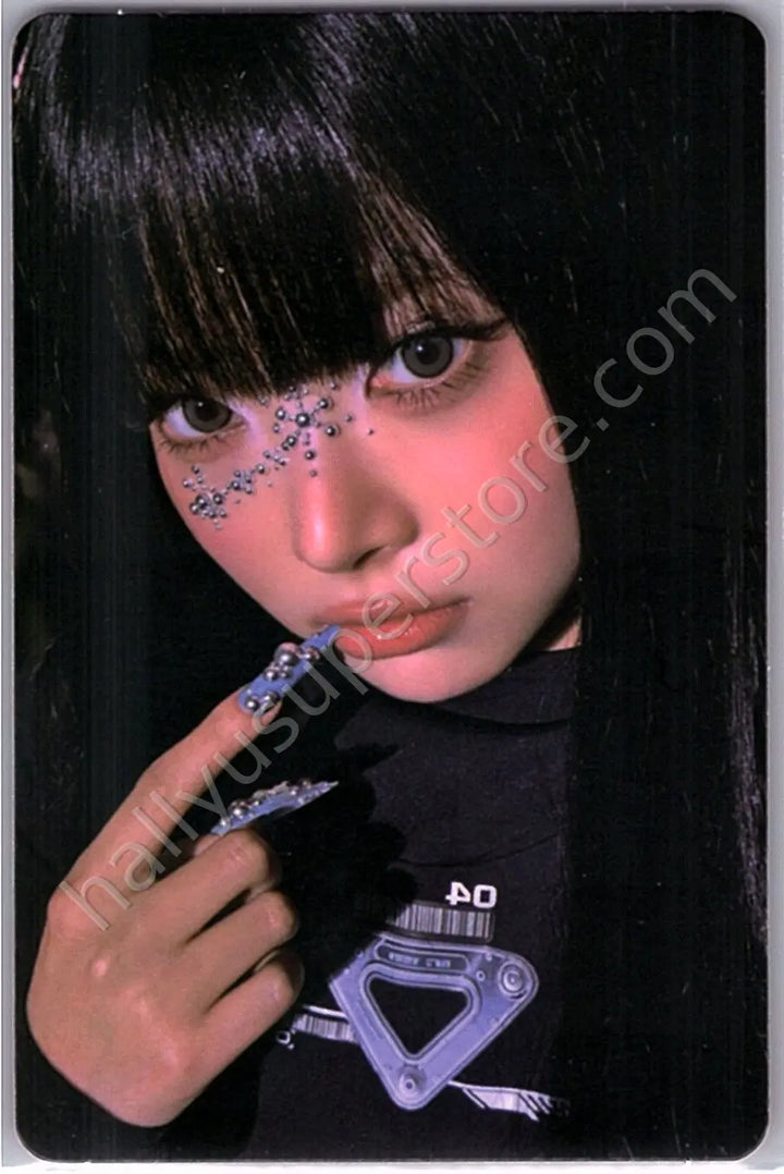 LE SSERAFIM - Hong Eunchae - Made My Night album photocard compact version red sync version