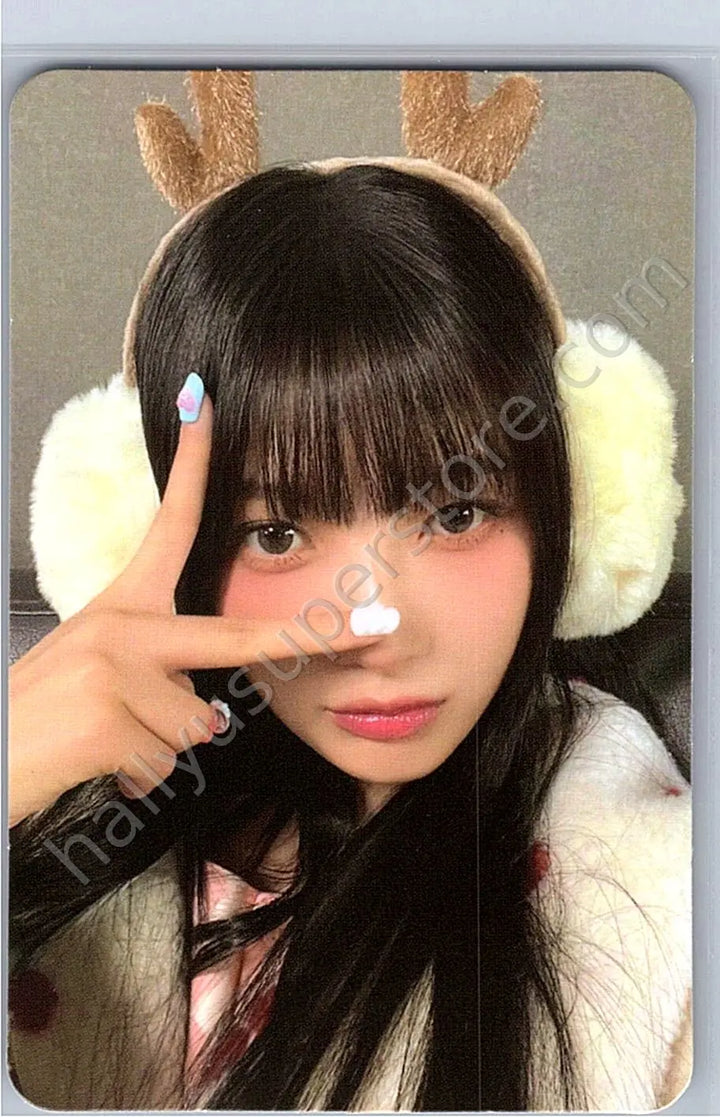 Red Velvet - Joy - Pink Christmas 2022 version trading card