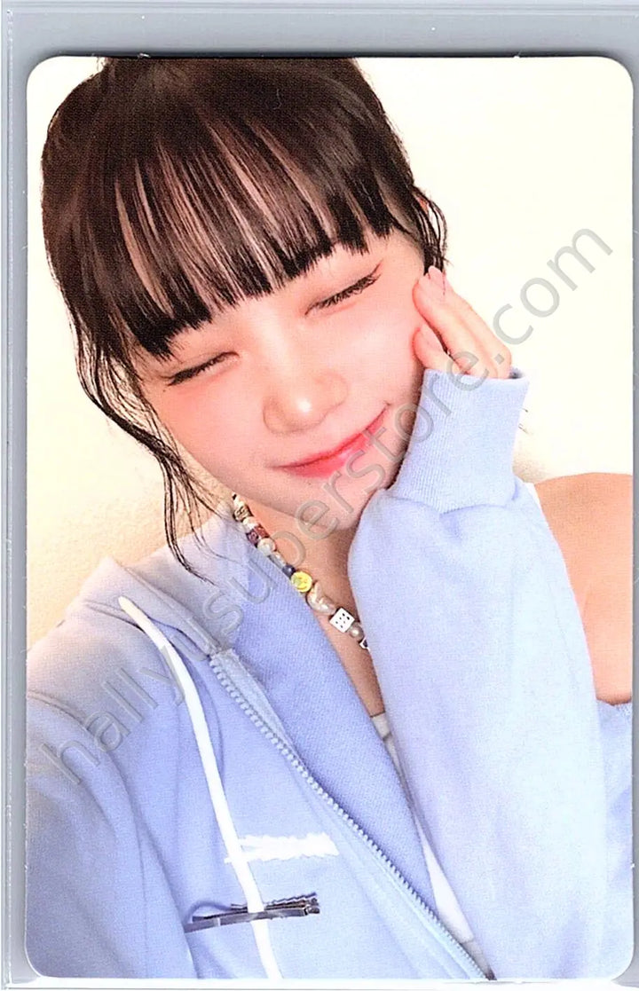 LE SSERAFIM - Kim Chaewon - UNFORGIVEN album photocard qr card weverse album version