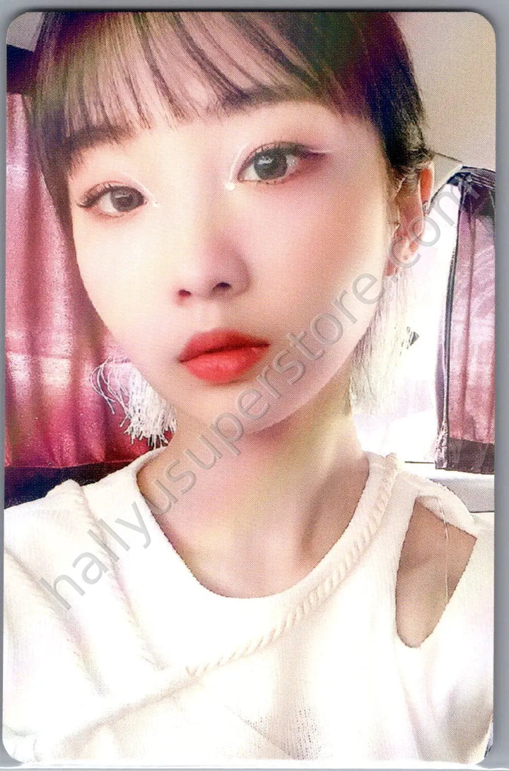 LOONA - YeoJin - [&amp;]