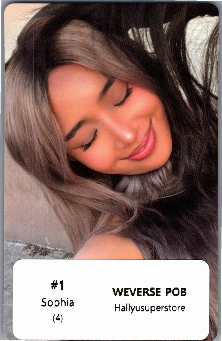 KATSEYE "WILD" - Weverse Shop Pre-Order Benefit Photocard (Photobook Ver.) [26.08.18]