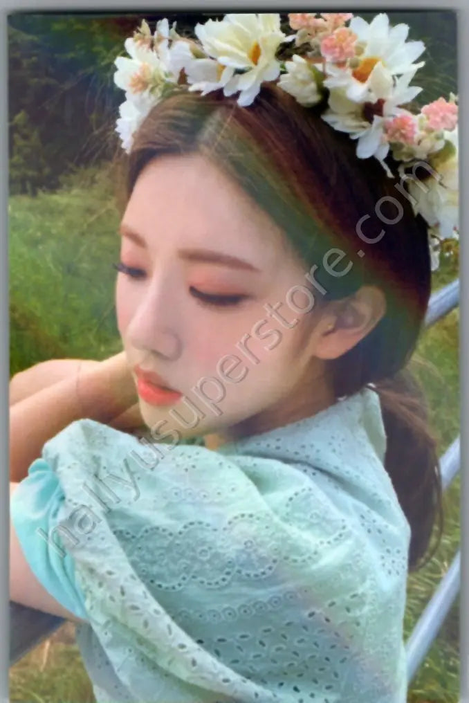 LOONA - Kim Lip -