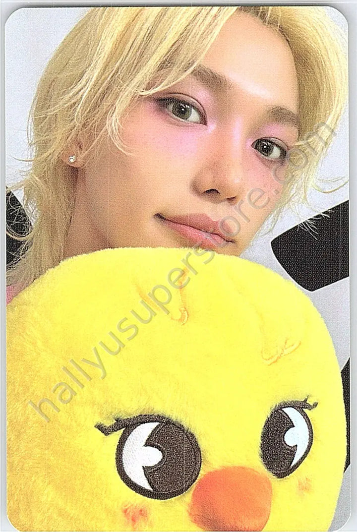 Stray Kids - Felix - dominATE: celebrATE Pop-Up Store