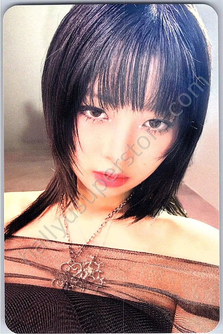IVE - Rei - IVE SWITCH album photocard on version