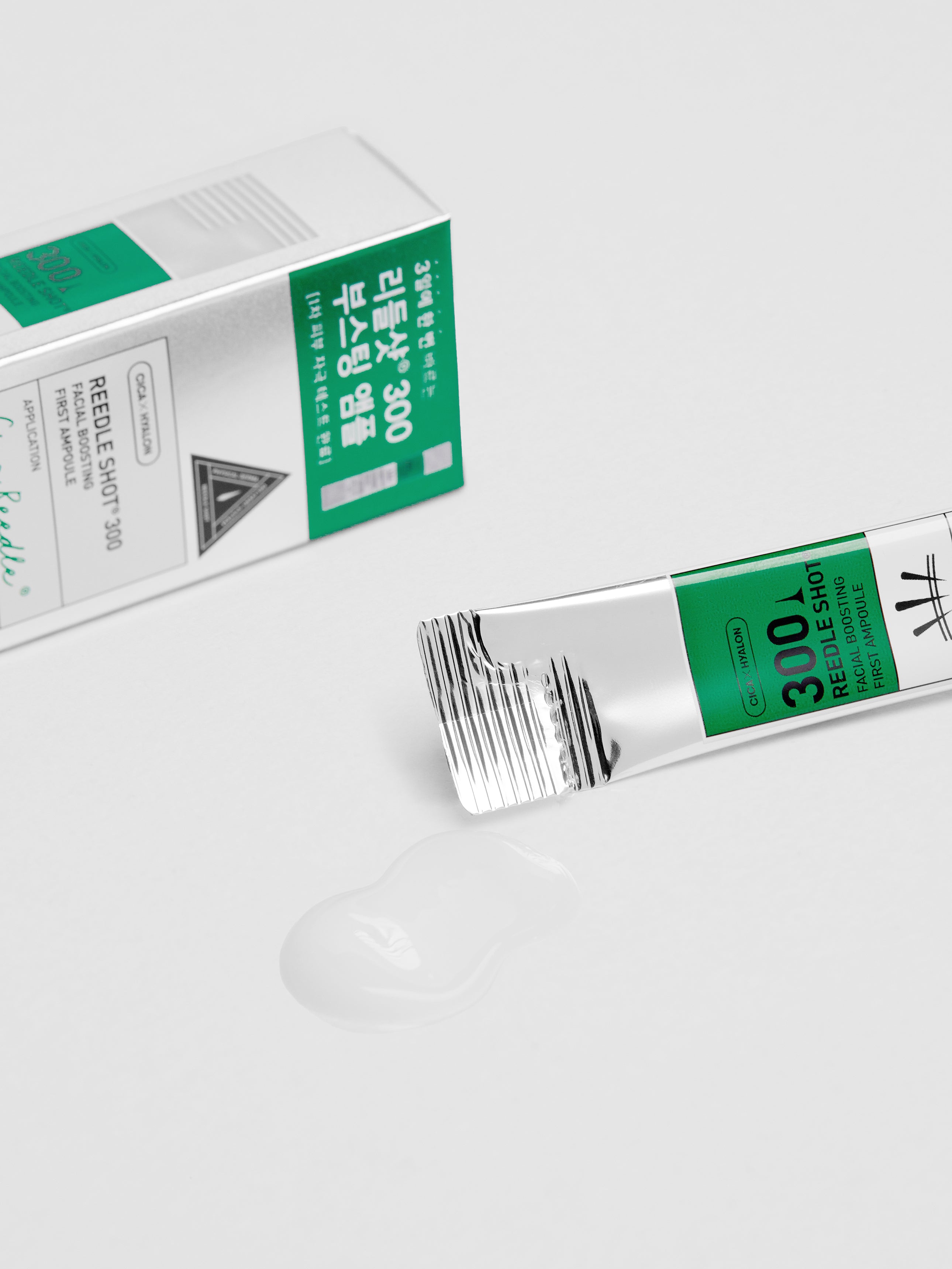 VT cosmetics- Reedle Shot 300 facial Boosting First Ampoule