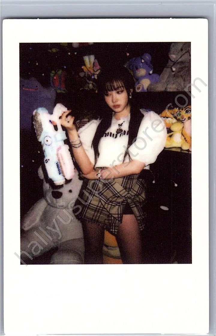 aespa - Giselle - Girls album photocard polaroid real world version