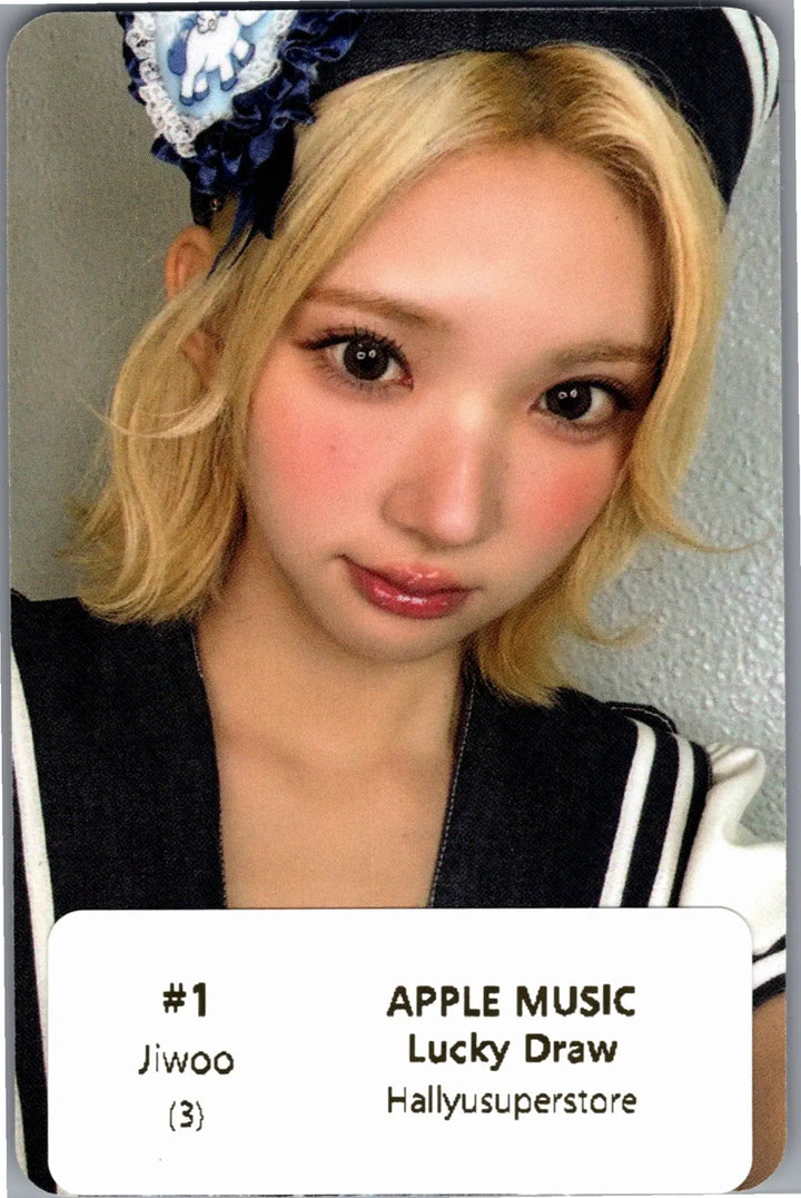 Hearts2Hearts "Lemon Tang" - Apple Music Lucky Draw Event Photocard R2 [26.07.24]
