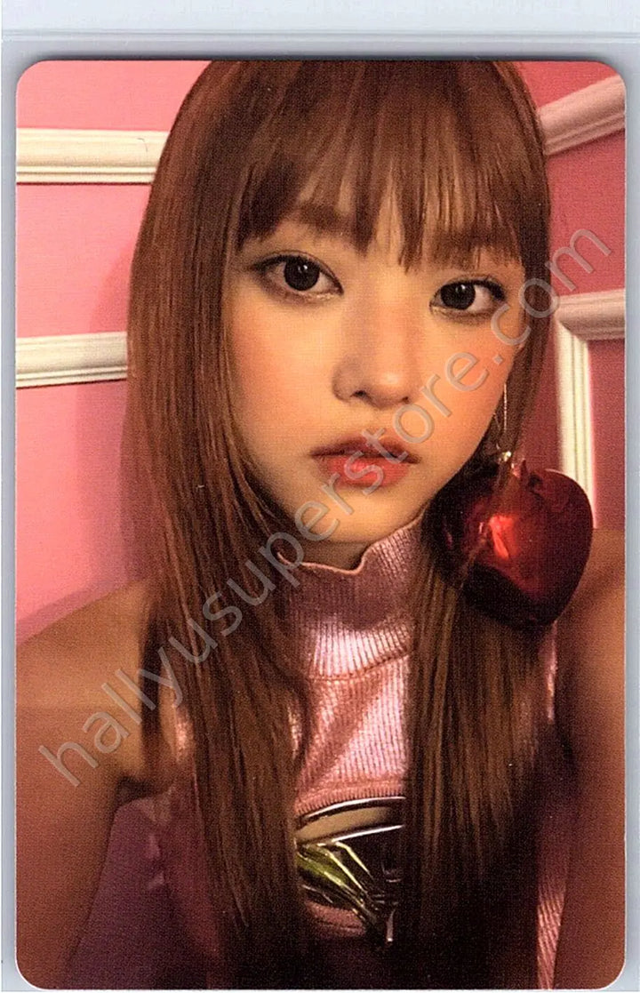 NewJeans - Haerin - NewJeans “OMG” album photocard newjeans version