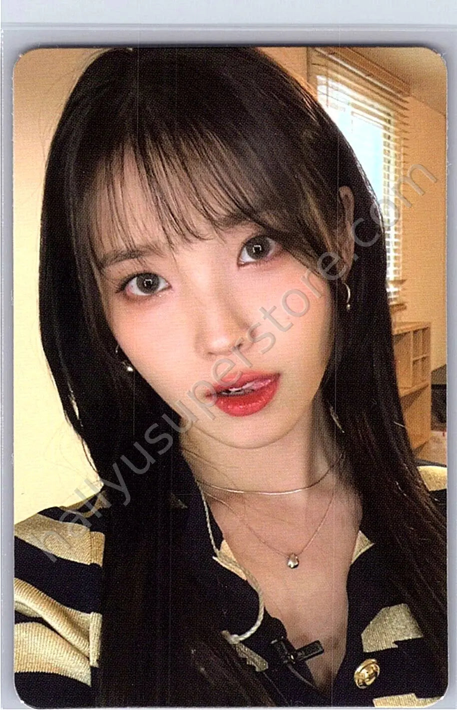 IU - IU - 6th UAENA Membership Kit photocard set