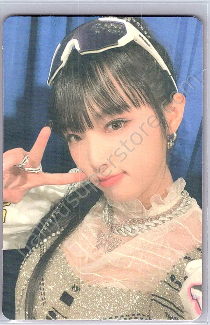Yena - Yena - SMiLEY album photocard hero version holographic (hologram) korean album
