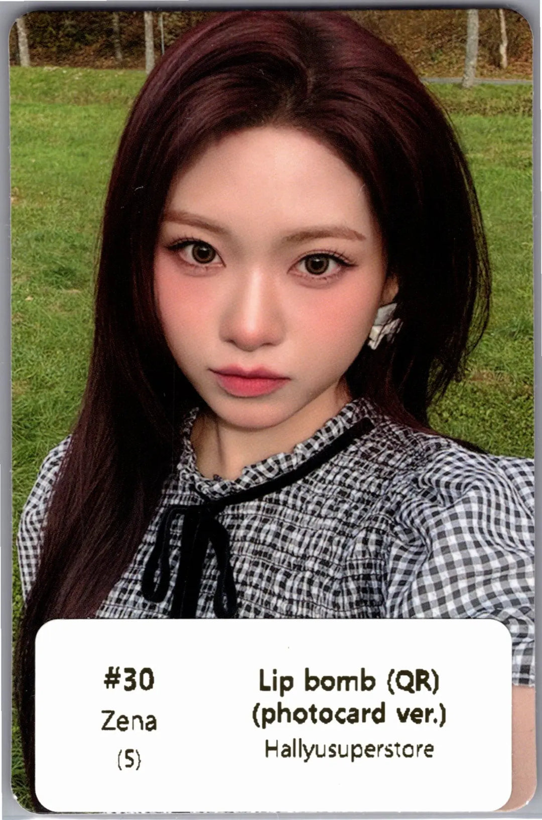 RESCENE "Lip bomb" - Official Photocard (QR)(Photocard Ver.) [26.07.24]