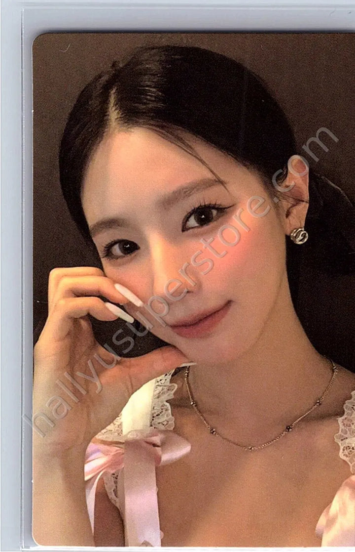 i-dle - Miyeon - (G)I-DLE - Miyeon - HEAT Album digipack ver. album photocard