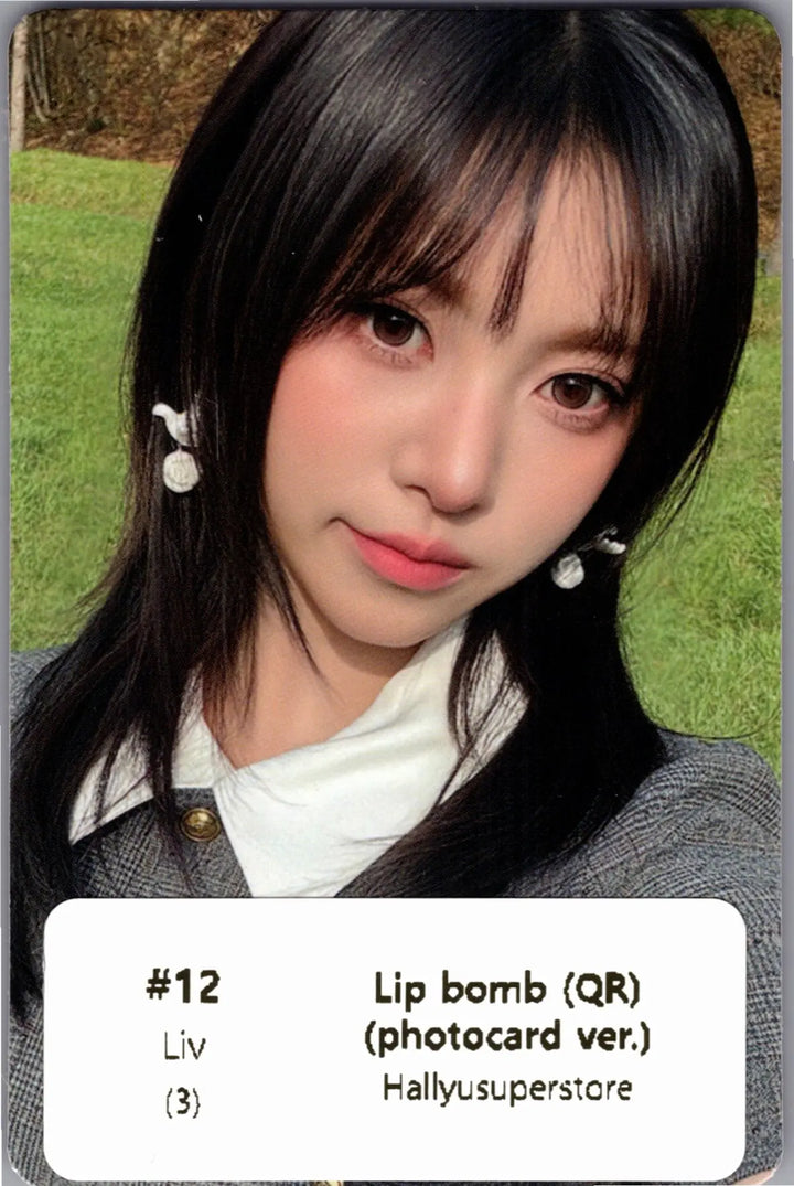 RESCENE "Lip bomb" - Official Photocard (QR)(Photocard Ver.) [26.07.24]