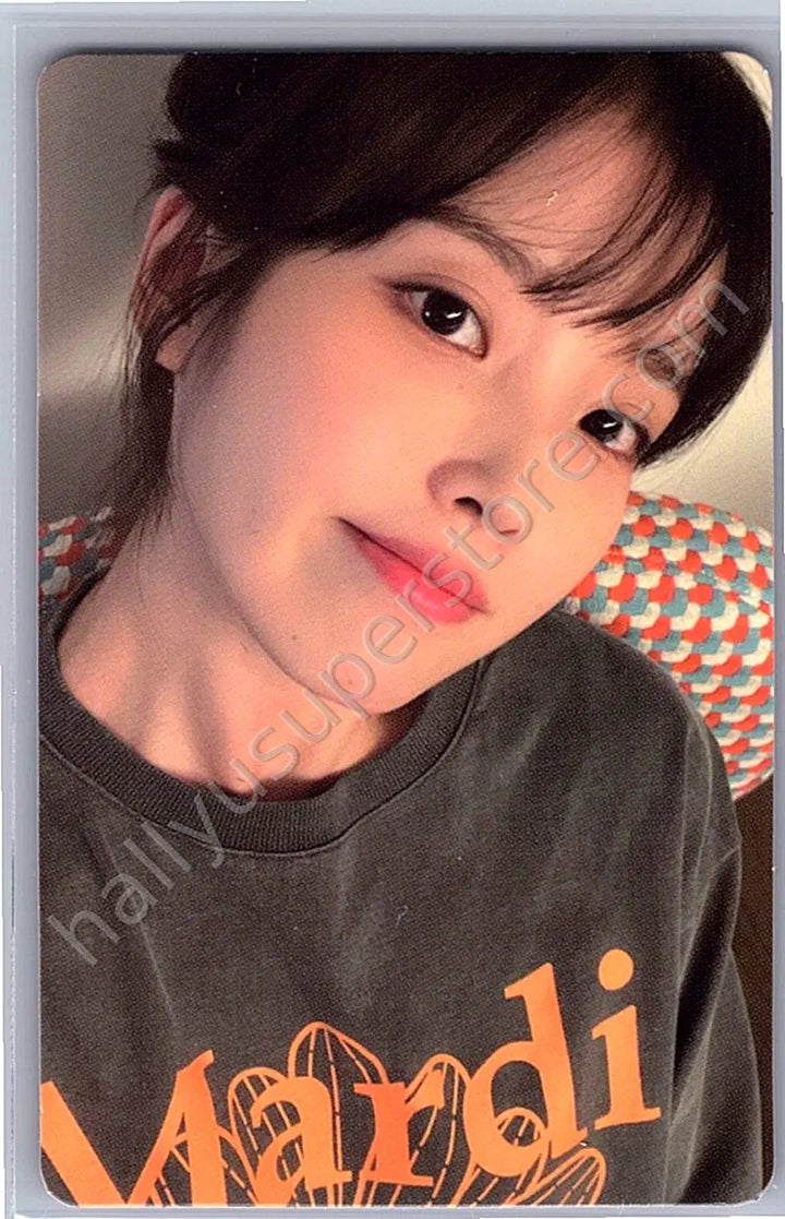 IU - IU - [Strawberry Moon] MD photocard set