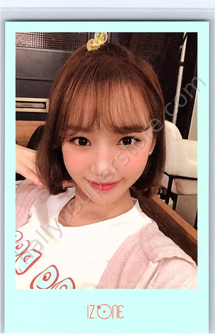 IZ*ONE - Kim Chaewon - IZ*ONE - Kim Chaewon - SPRING COLLECTION 2020 “SECRET DIARY” Other polaroid C version