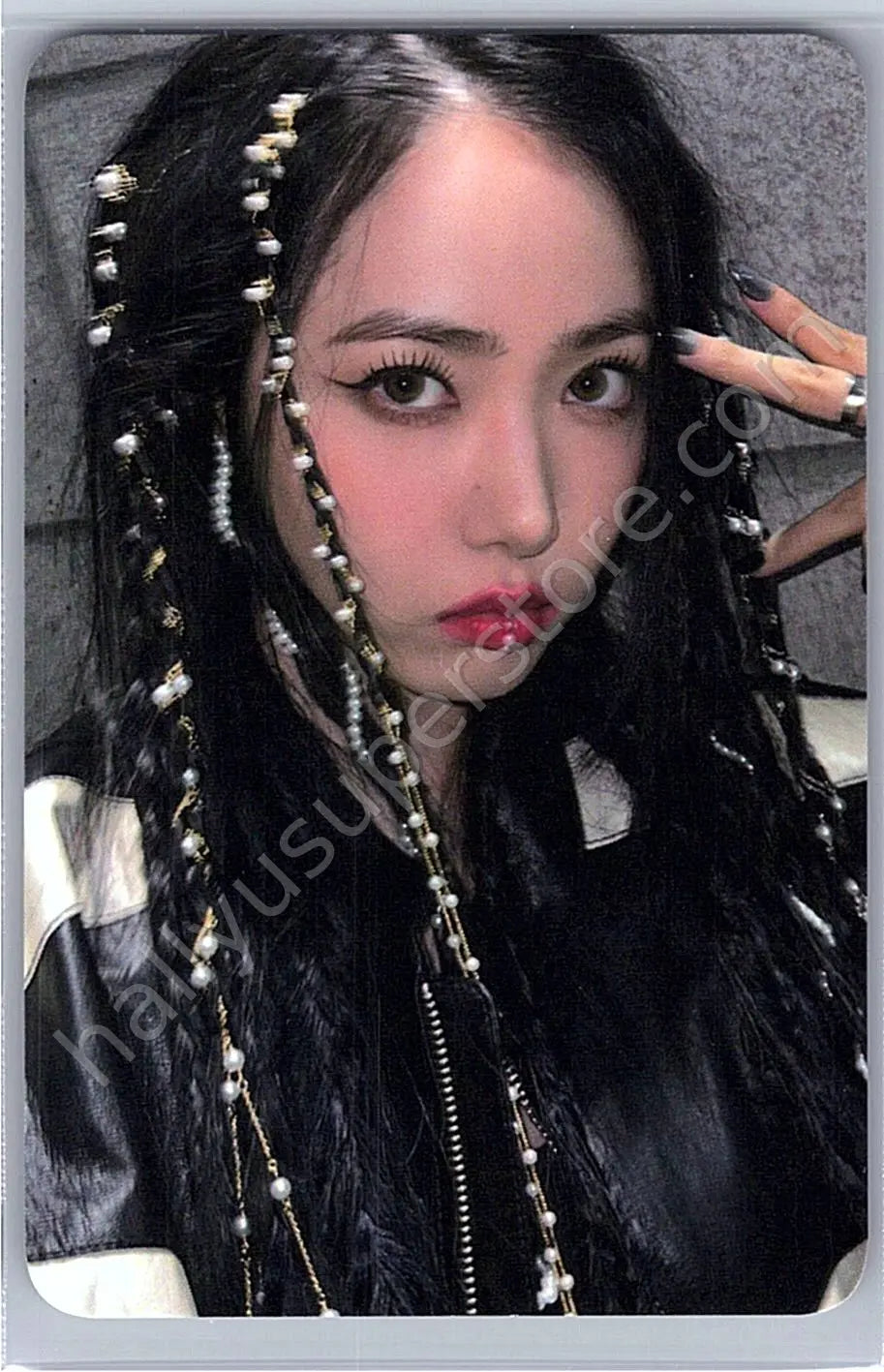 VIVIZ - SinB - VarioUS A version album photocard plve version
