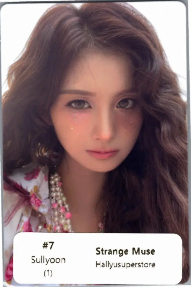 NMIXX "Strange Muse" - Official Photocard [26.10.20]