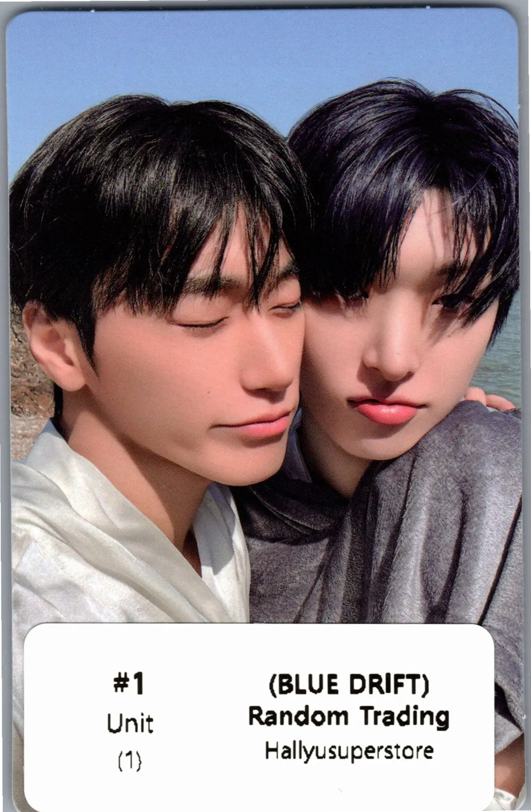 ATEEZ - “ATEEZ 8th Anniversary Exhibition : Blue Drift” POP-Store
