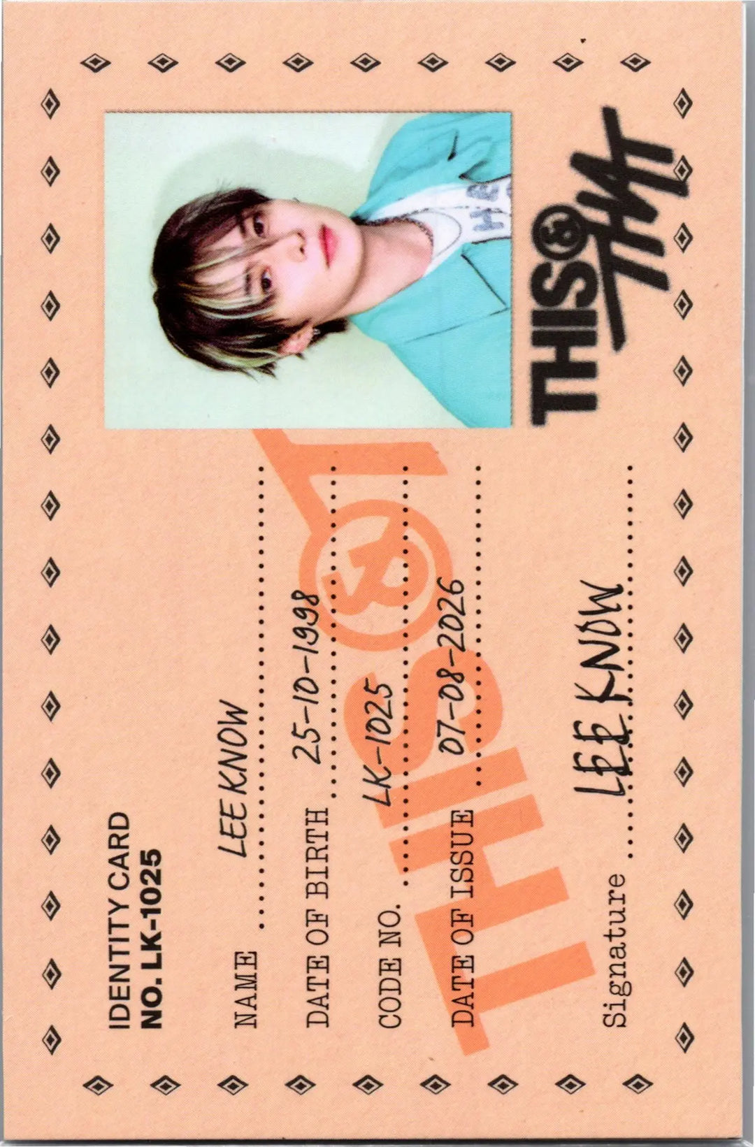 Stray Kids "THIS &amp; THAT" - Official Photocard (Photobook Ver.) (2) [26.08.10]