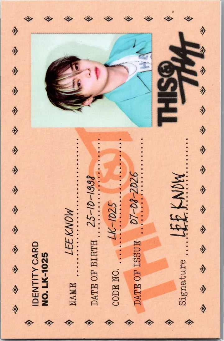 Stray Kids "THIS &amp; THAT" - Official Photocard (Photobook Ver.) (2) [26.08.10]
