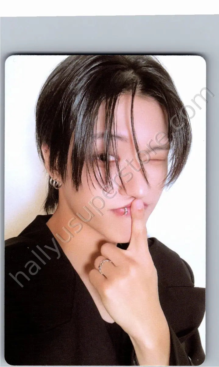 ATEEZ - Wooyoung - ATEEZ - Wooyoung - Golden Hour : Part 2 Album album photocard digipack version version 3