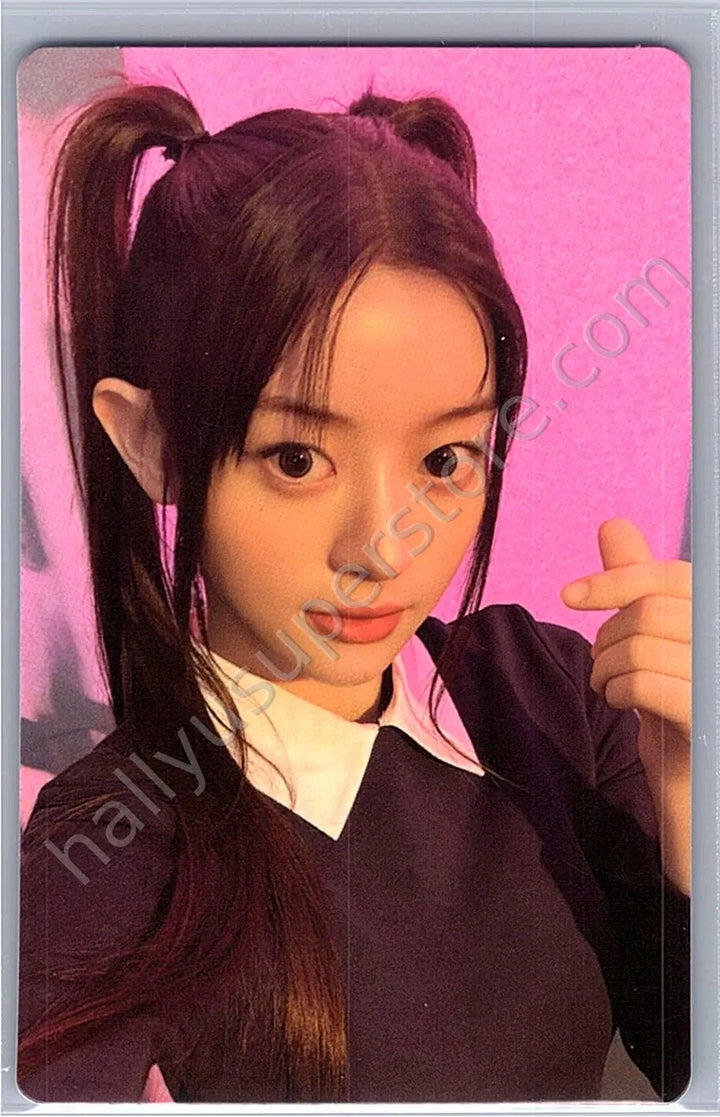 ILLIT - Minju - bomb A version album photocard magic bomb version
