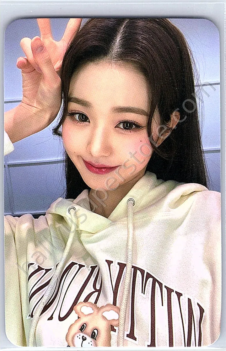 IVE - Wonyoung - Wonyoung x Kirsh
