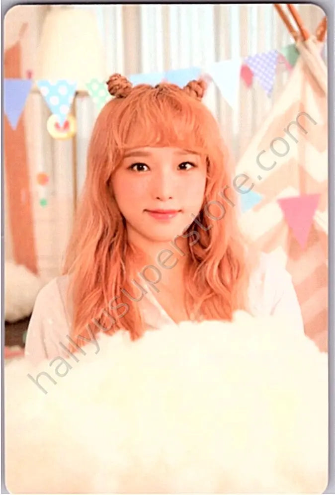 IZ*ONE - Yena -